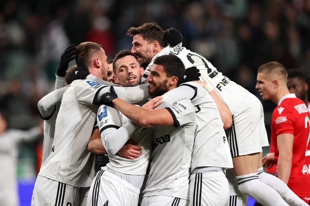 Hit Ekstraklasy. Lech - Legia: kiedy i o której mecz? Hit Ekstraklasy. Lech - Legia: kiedy i o której mecz?