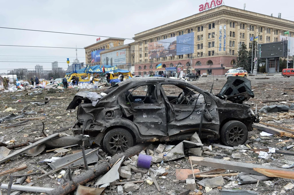 Centrum Charkowa po wtorkowym ostrzale przez wojska rosyjskie Centrum Charkowa po wtorkowym ostrzale przez wojska rosyjskie
