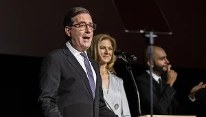 Na Davida Rubina i Dawn Hudson gromy spadają ostatnio z każdej strony