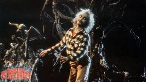 Michael Keaton w scenie z filmu "Sok z żuka"