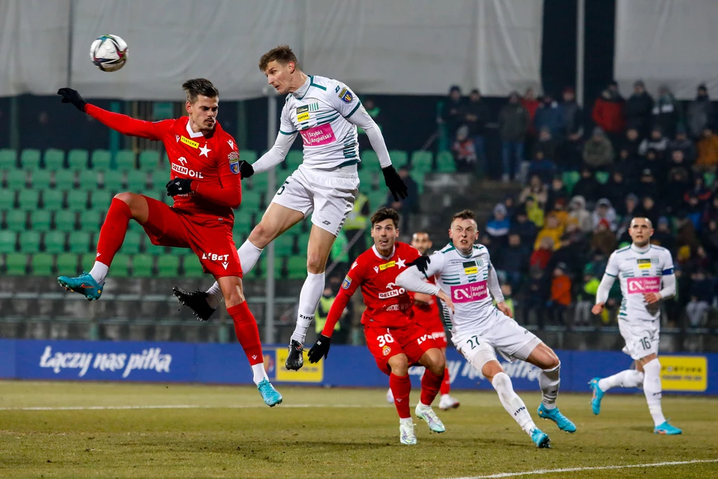 W meczu Olimpia Grudziądz - Wisła Kraków było wiele walki W meczu Olimpia Grudziądz - Wisła Kraków było wiele walki
