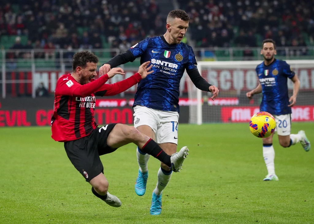 Alessandro Florenzi z Milanu i Ivan Perisić z Interu