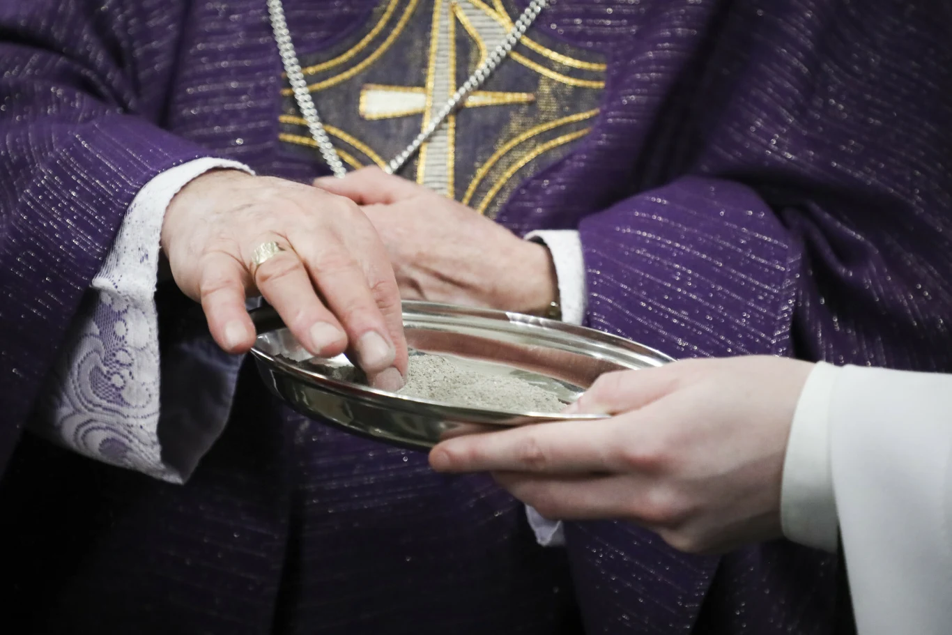 Środa Popielcowa 2023. Czy w ten dzień obowiązuje ścisły post? Środa Popielcowa 2023. Czy w ten dzień obowiązuje ścisły post?