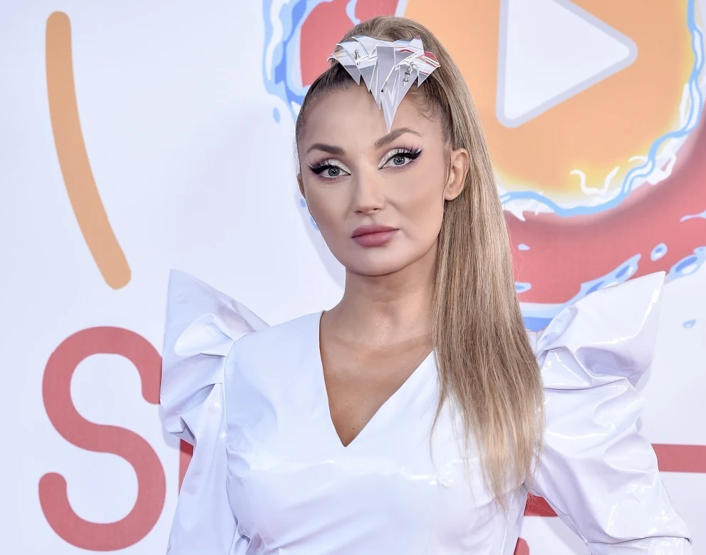 Cleo pomogła uchodźcom z Ukrainy Cleo pomogła uchodźcom z Ukrainy