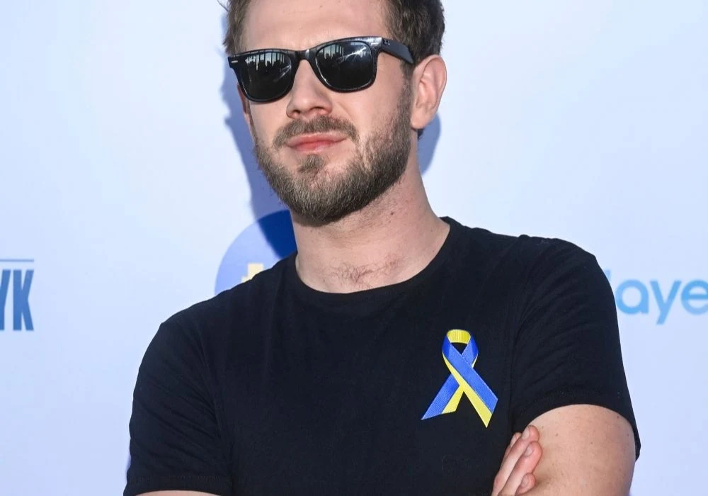 Antek Królikowski na spotkaniu z uczestnikami programu "Przez Atlantyk" Antek Królikowski na spotkaniu z uczestnikami programu "Przez Atlantyk"