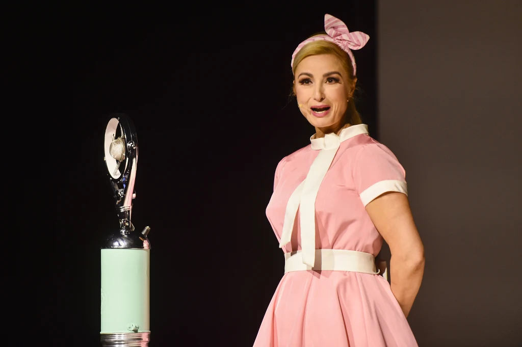 Joanna Brodzik na Scenie Relax w spektaklu "Wstydź się" Joanna Brodzik na Scenie Relax w spektaklu "Wstydź się"