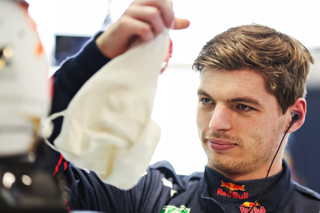 Max Verstappen podpisał pięcioletni kontrakt z Red Bullem