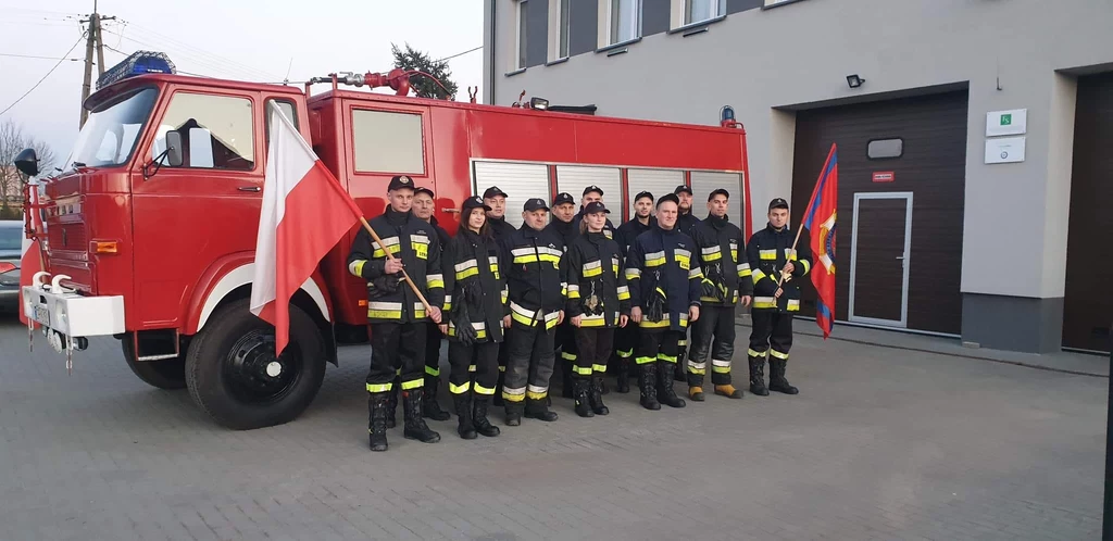 Członkowie OSP w Rogowie zadecydowali wraz z władzami gminy, że przekażą ukraińskim kolegom Stara 244