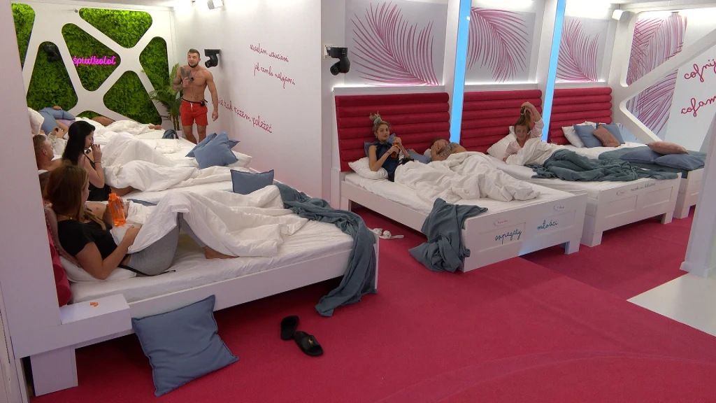 "Love Island. Wyspa Miłości" "Love Island. Wyspa Miłości"