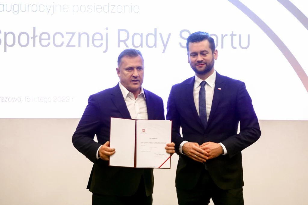 Cezary Kulesza i Kamil Bortniczuk od początku mocno działali na rzecz wykluczenia Rosji ze sportowej rywalizacji międzynarodowej Cezary Kulesza i Kamil Bortniczuk od początku mocno działali na rzecz wykluczenia Rosji ze sportowej rywalizacji międzynarodowej