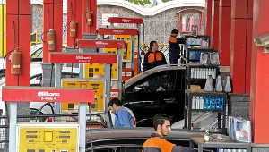 Rynek czeka na ropę z Iranu