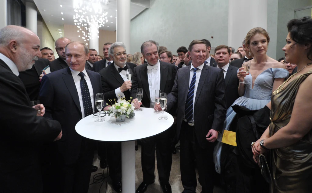 Elity odczuwają sankcje nałożone przez Zachód