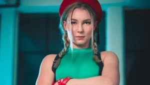 Lisa Peachy - fragment zdjęcia zamieszczonego w serwisie Instagram.com na profilu @lisapeachy