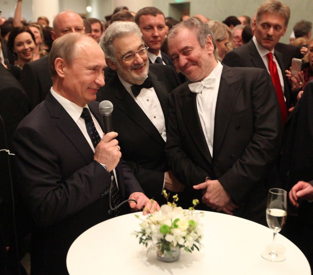 Placido Domingo w towarzystwie Władimira Putina i Walerija Giergijewa (2013 r.)