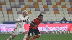 Pożar w Wiśle! Wezmą tego napastnika? Brzęczek: Jest taka opcja 