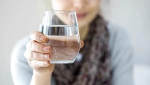 Ten test wskaże, czy pijesz wystarczającą ilość wody. To nic trudnego!