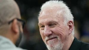 Gregg Popovich miał podwójne powody do radości po ostatniej wygranej San Antonio Spurs
