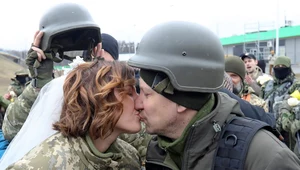 Kolejny ślub w oblężonej Ukrainie