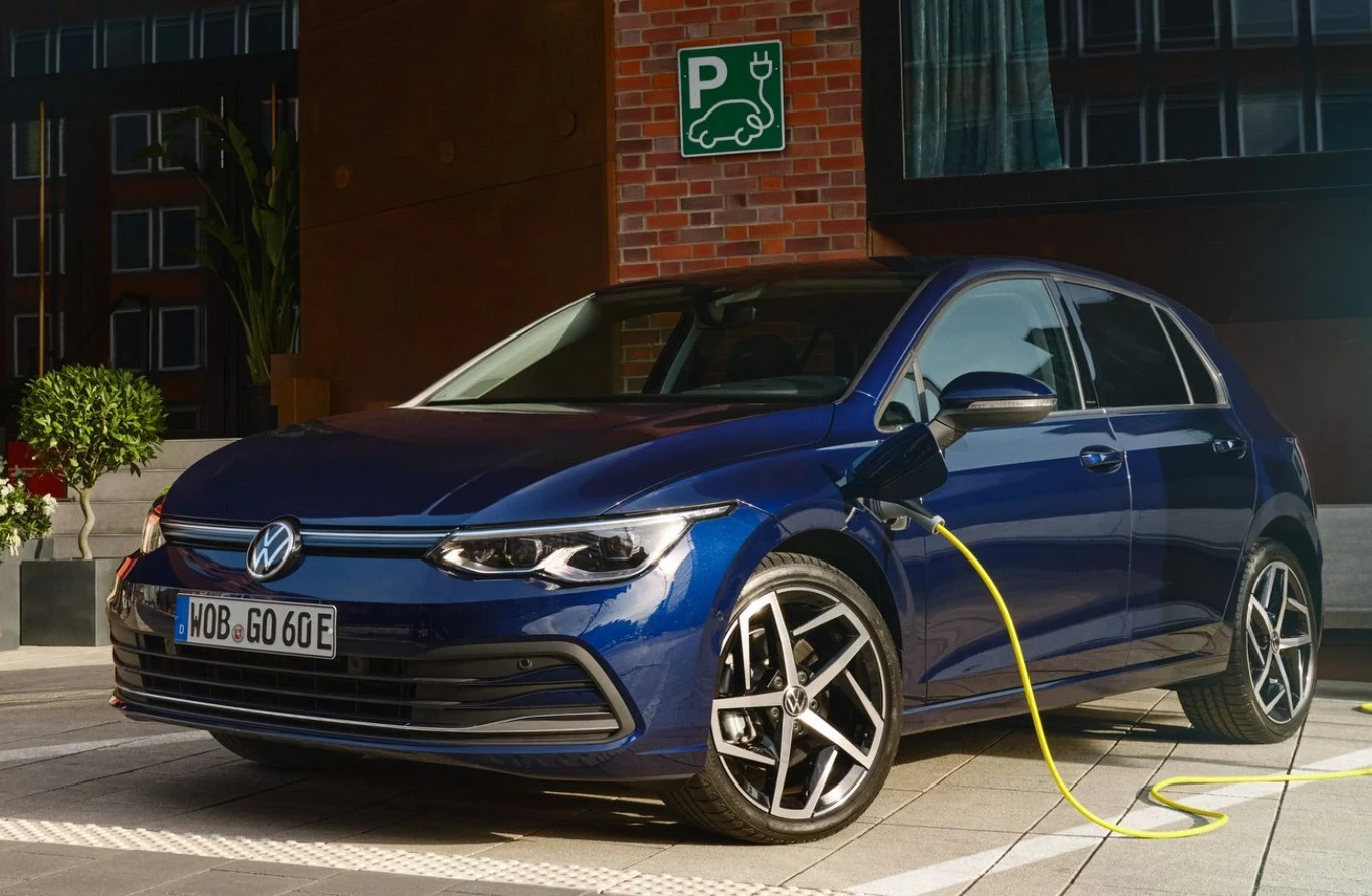 Golf eHybrid Golf eHybrid