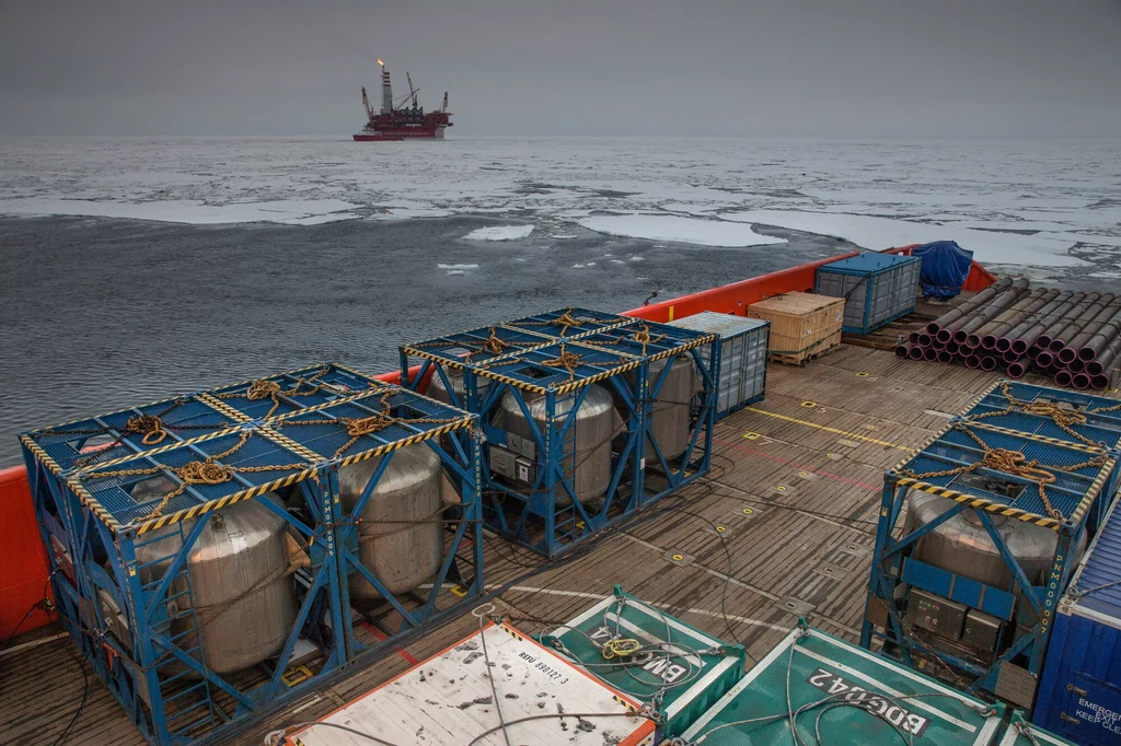 Morska platforma produkcji ropy Prirazłomnaja należąca do Gazpromu.