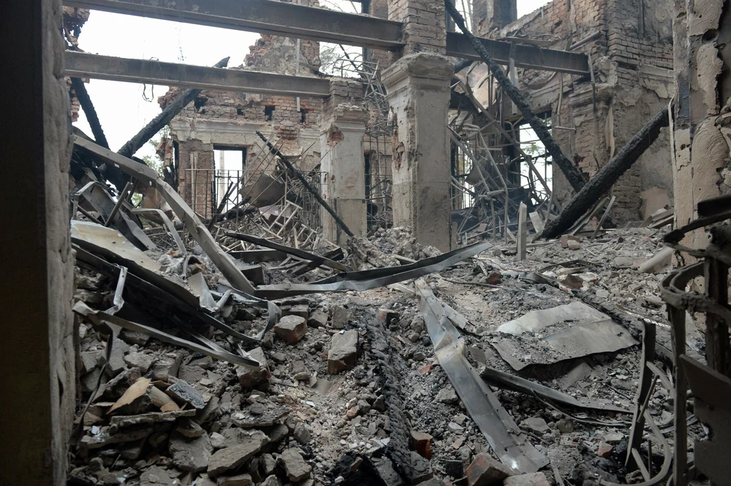 Charków po bombardowaniach Charków po bombardowaniach