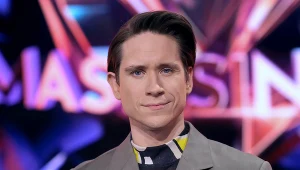 Michał Meyer na planie programu "Mask Singer"