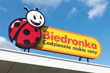 Biedronka wprowadza do sprzedaży nowy produkt.