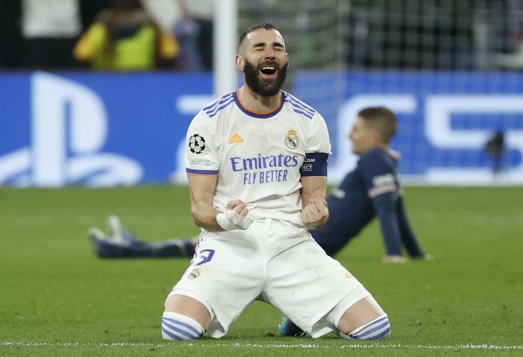 Tak Karim Benzema świętował awans do ćwierćfinału Ligi Mistrzów z Realem Madryt Tak Karim Benzema świętował awans do ćwierćfinału Ligi Mistrzów z Realem Madryt