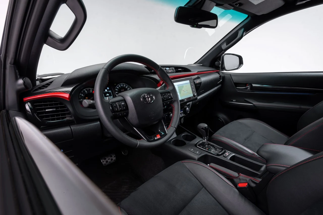 Toyota Hilux GR Sport 