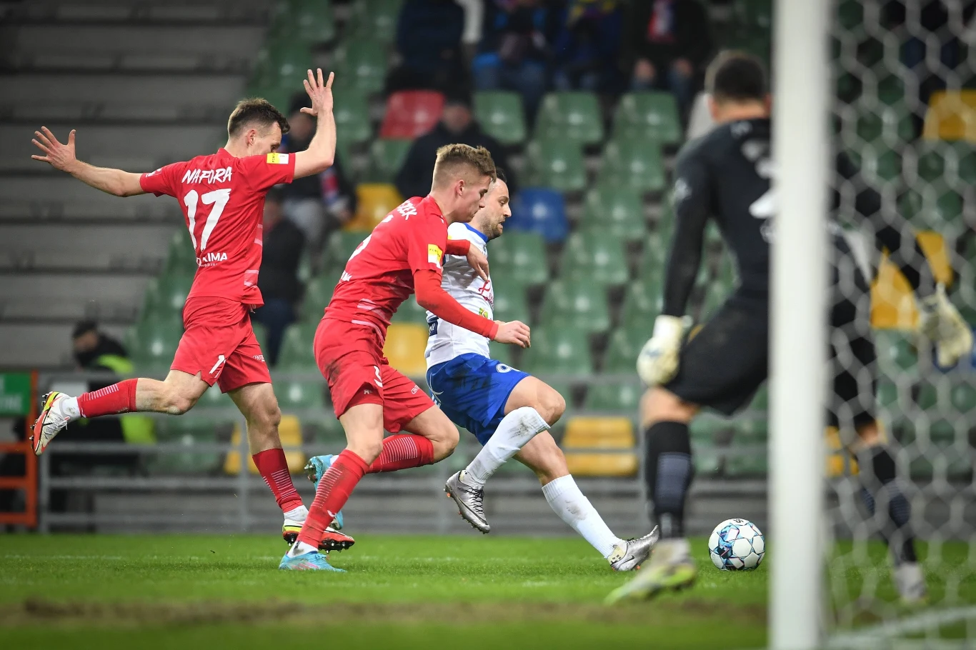Skra Częstochowa Podbeskidzie podjęła w Bielsku-Białej Skra Częstochowa Podbeskidzie podjęła w Bielsku-Białej