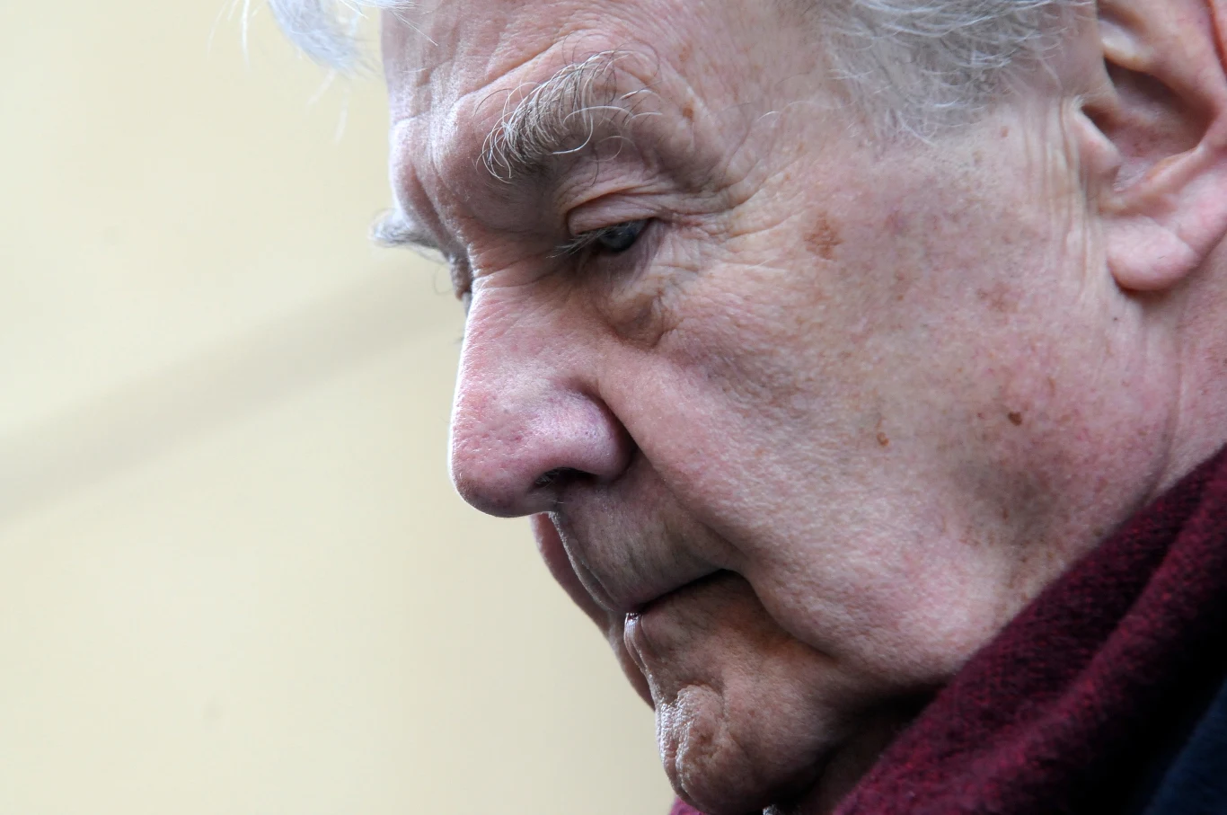 Leonard Pietraszak od wielu lat nosi na sercu ogromny ciężar Leonard Pietraszak od wielu lat nosi na sercu ogromny ciężar