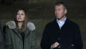 Była żona Abramowicza zapędzana w kozi róg. Jej firmy wydają oświadczenia