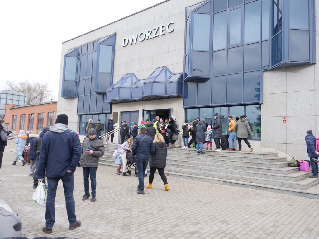 Dworzec w Chełmie przy ul. Kolejowej Dworzec w Chełmie przy ul. Kolejowej