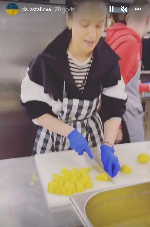 Dasza Astafjewa aktywnie włączyła się w pomoc na rzecz swoich rodaków Dasza Astafjewa aktywnie włączyła się w pomoc na rzecz swoich rodaków