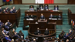 Andrzej Duda podczas wystąpienia przed dwiema izbami parlamentu 