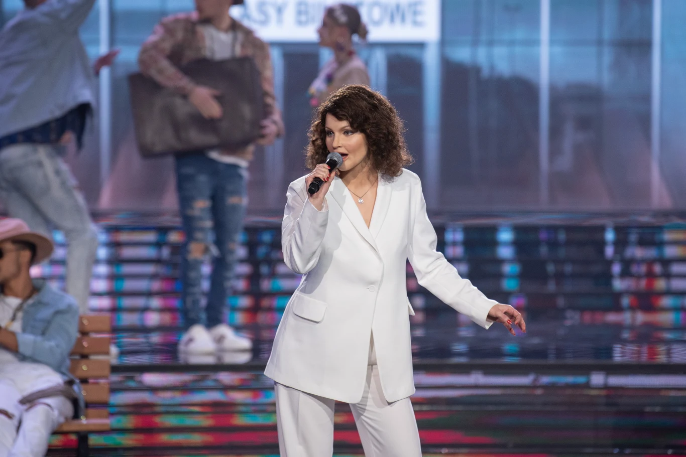 Karolina Pisarek jako Halina Frąckowiak w "Bądź gotowy dziś do drogi"