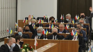 Senatorowie jednogłośnie przyjęli ustawę o pomocy obywatelom Ukrainy