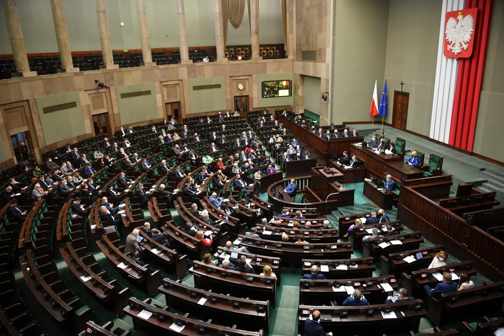 Posłowie na sali obrad Sejmu w Warszawie Posłowie na sali obrad Sejmu w Warszawie