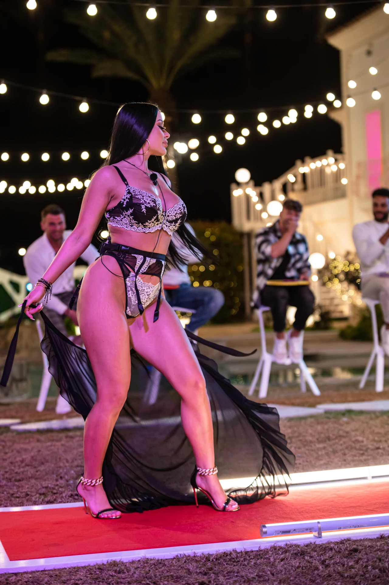 "Love Island. Wyspa Miłości" "Love Island. Wyspa Miłości"