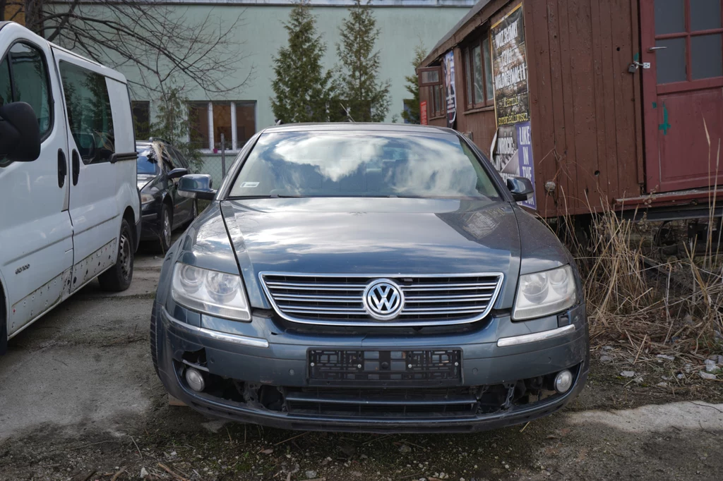 Warszawa lizytuje odholowane auta. Do kupienia m.in A6, klasa C i Phaeton