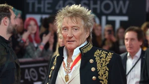 Rod Stewart sam łata dziury w drodze prowadzącej do jego domu