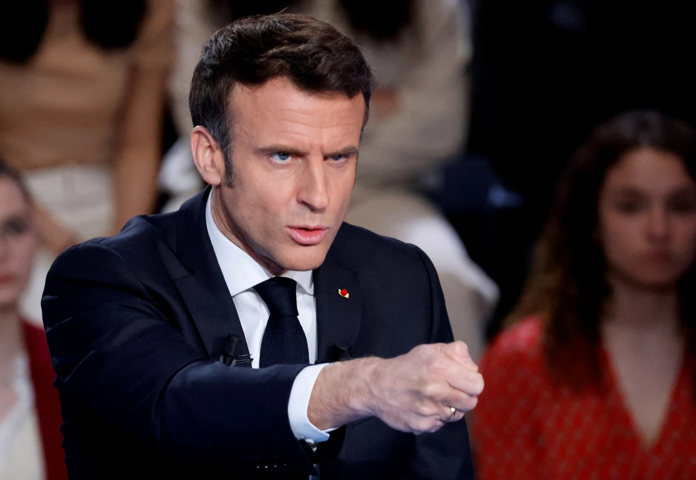Emmanuel Macron podczas debaty