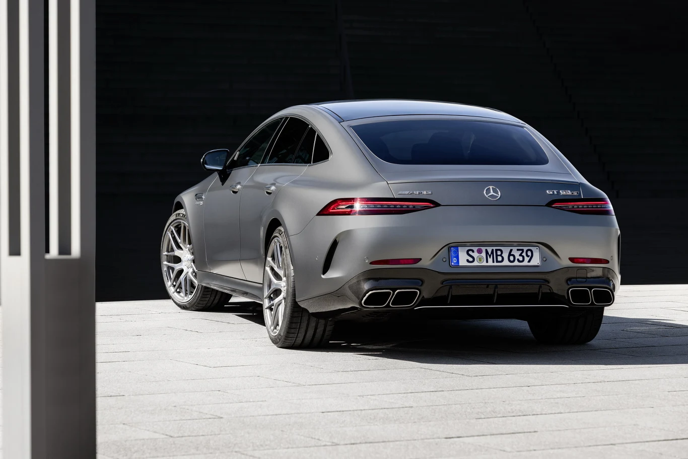 Mercedes-AMG GT 63 4-drzwiowe coupe 2022