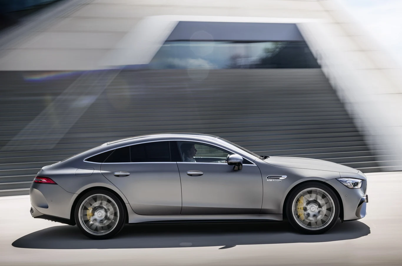 Mercedes-AMG GT 63 4-drzwiowe coupe 2022