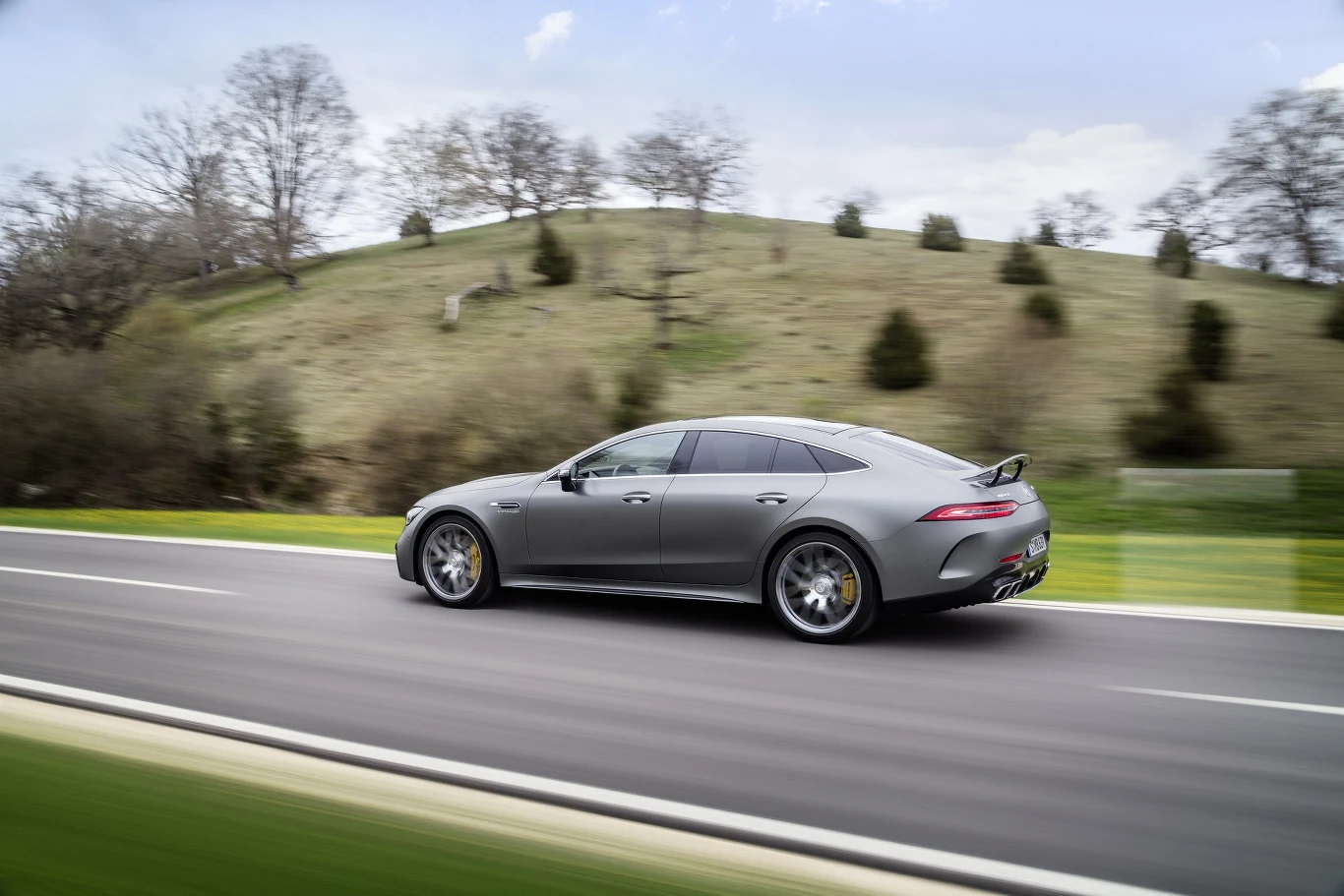 Mercedes-AMG GT 63 4-drzwiowe coupe 2022