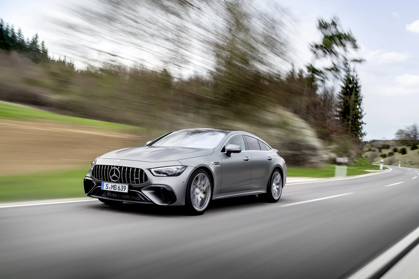Mercedes-AMG GT 63 4-drzwiowe coupe 2022