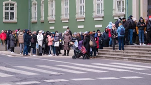 Uchodźcy mogą wnioskować o numer PESEL. Przed urzędami gigantyczne kolejki