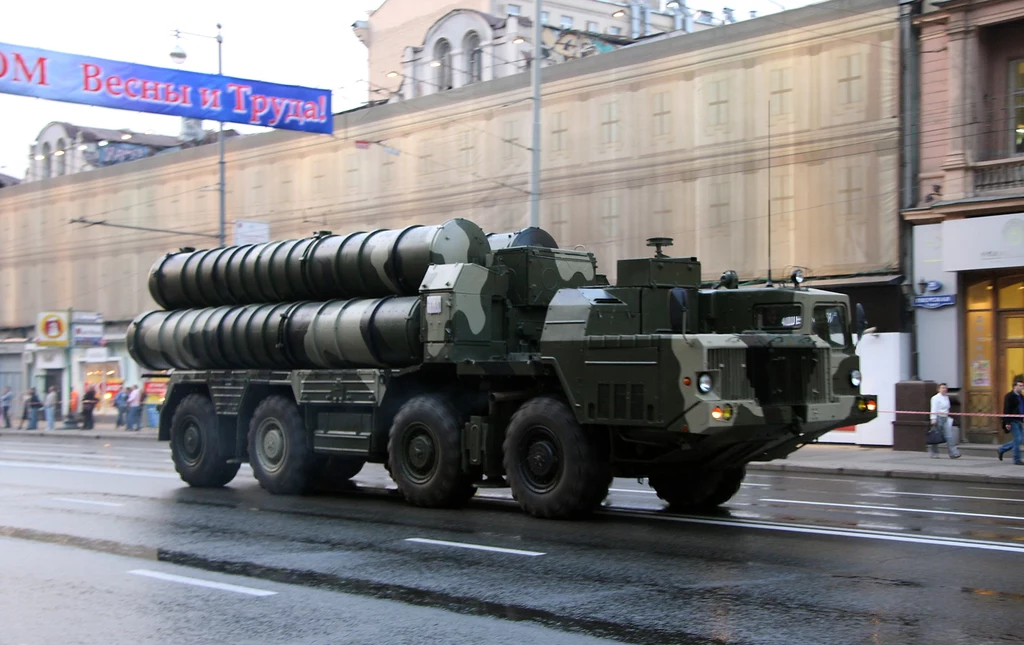 Systemy przeciwlotniczy S-300