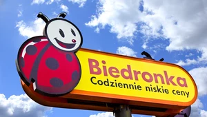 Pracownicy Biedronki dostaną podwyżki. Wiadomo, ile teraz zarobią