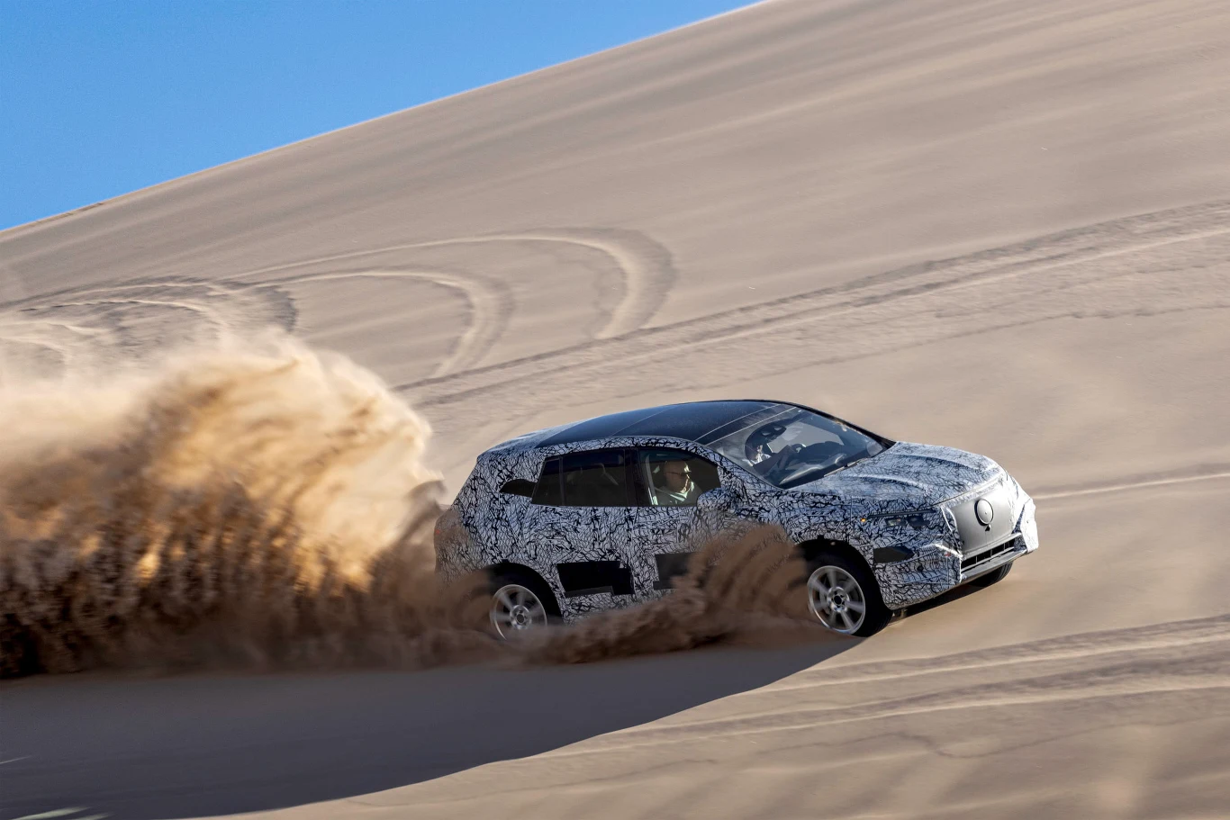 Mercedes EQS SUV